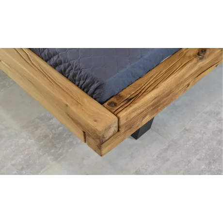 Pat solid, picioare metalice Laura: latimea patului - 160 x 200 cm